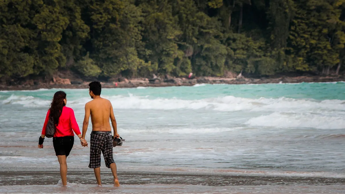 Discover_the_scenic_beauty_of_Chidiya_Tapu_with_TravelTaxi_s_guided_nature_walks_in_Andaman.