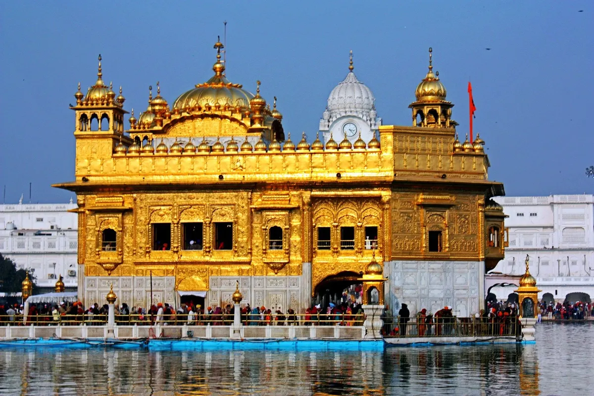Golden-Temple_1_.jpg