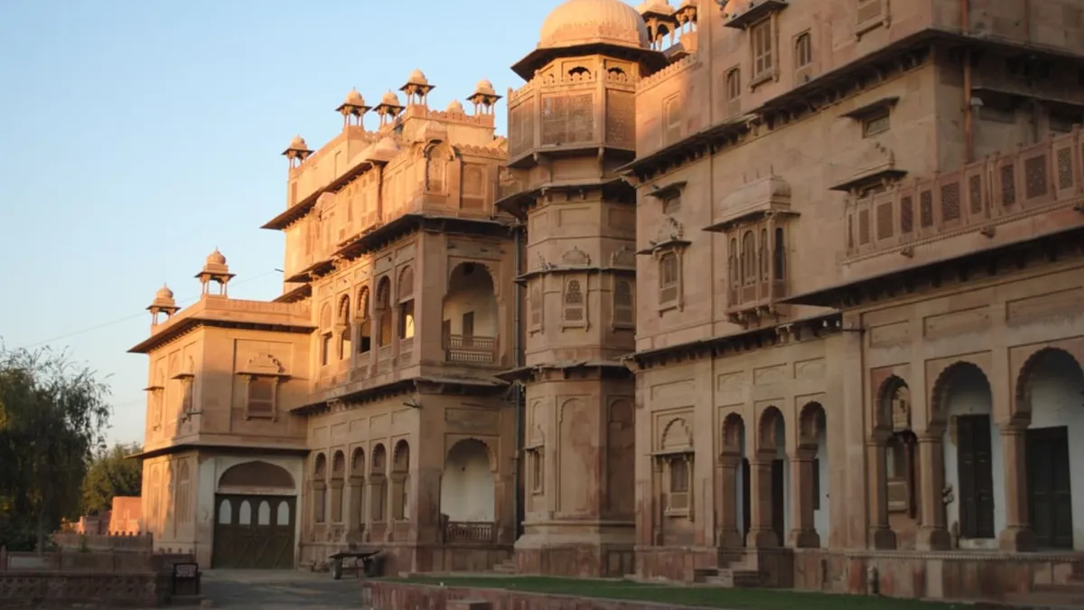 Junagarh-Fort-min_1_.jpg