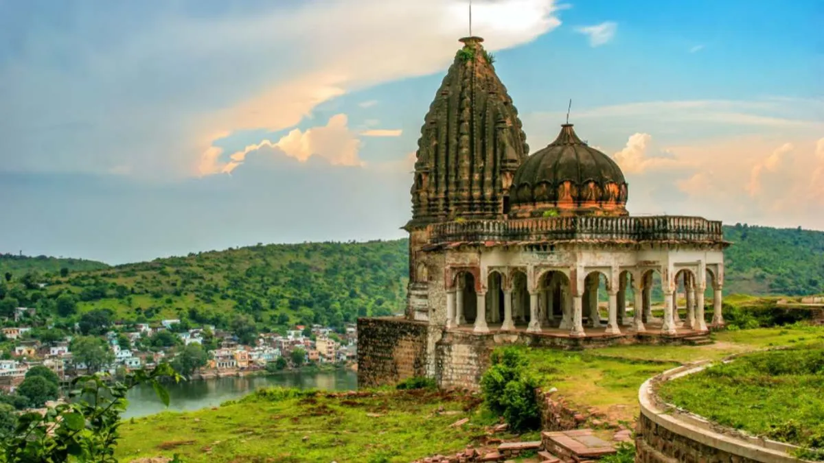 madhya-pradesh-top-destinations-places-to-visit-shutterstock_1351065545-1200x700-compressed_1_.jpg