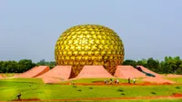Matrimandir_at_Auroville__Puducherry_-_Pink006_1_.jpg