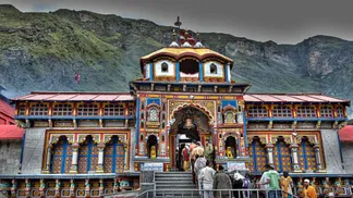 Badrinath-Temple_1_.jpg