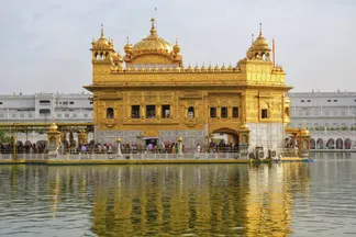 Discover Amritsar's iconic splendor with TravelTaxi - The divine Golden Temple.