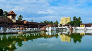 Discover_the_ancient_temples_of_Trivandrum_with_TravelTaxi_s_guided_tours_in_Kerala_s_capital_city.
