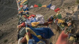 Experience_the_thrill_of_Zanskar_Valley_with_TravelTaxi_s_guided_adventures_in_Ladakh.