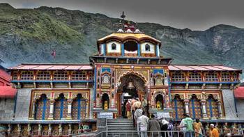 Badrinath-Temple_1_.jpg