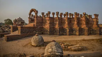 Experience_the_grandeur_of_the_Rann_of_Kutch_with_TravelTaxi_s_guided_tours_in_Gujarat.