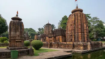 Experience_the_spiritual_serenity_of_Jagannath_Temple_with_TravelTaxi_s_guided_tours_in_Puri_Odisha.