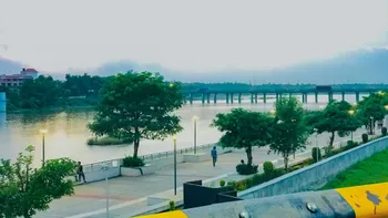 Experience_the_thrill_of_water_sports_at_Damanganga_River_with_TravelTaxi_s_guided_adventures_in_Dadra_and_Nagar_Haveli.