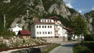 Explore_the_wilderness_of_Namdapha_National_Park_with_TravelTaxi_s_guided_safaris_in_Arunachal_Pradesh.