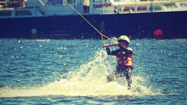 Fun-adventure-boy-water-ski__24243441691_1_.jpg