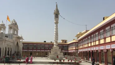 the-temple-outside-area_1_.jpg