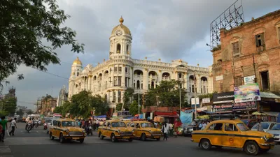 Experience_the_cultural_heritage_of_Shantiniketan_with_TravelTaxi_s_guided_tours_in_West_Bengal.