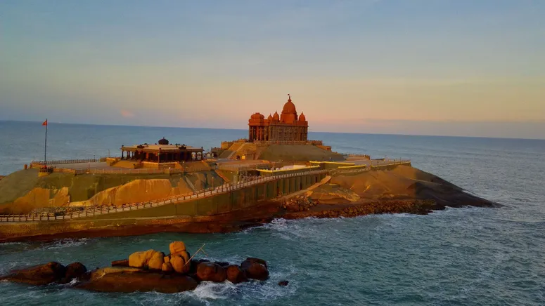 Discover_the_French_charm_of_Pondicherry_with_TravelTaxi_s_guided_tours_in_Tamil_Nadu_s_coastal_paradise.