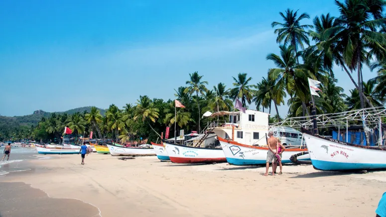 Discover_the_ancient_Mahadev_Temple_with_TravelTaxi_s_guided_tours_in_Goa.