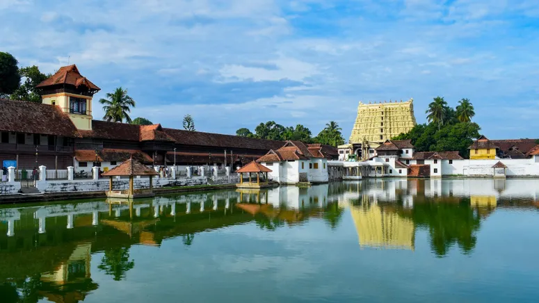 Discover_the_ancient_temples_of_Trivandrum_with_TravelTaxi_s_guided_tours_in_Kerala_s_capital_city.