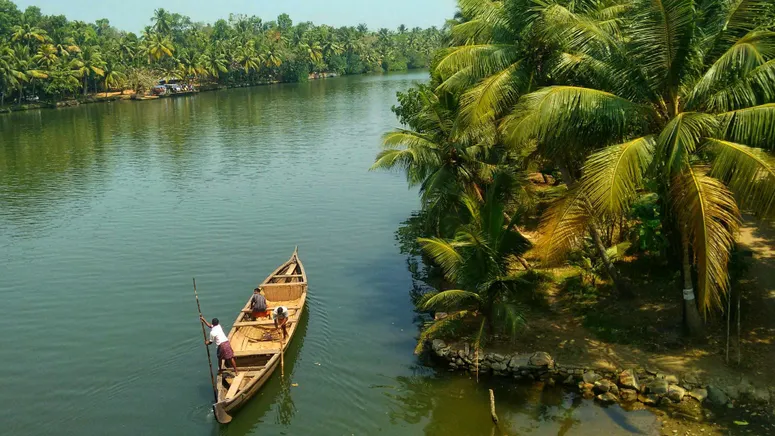Discover_the_colonial_charm_of_Fort_Kochi_with_TravelTaxi_s_guided_tours_in_Kerala_s_historical_hub.