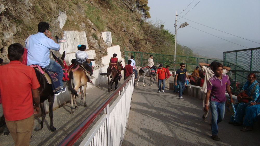 4 Days Amarnath Darshan by Helicopter: Swift Sacred Pilgrimage