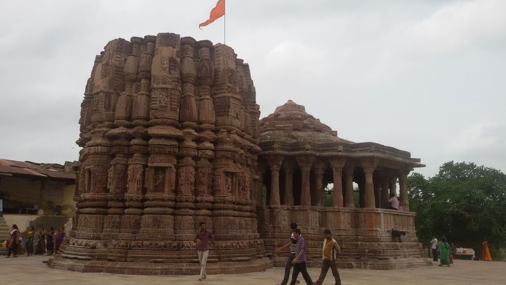 4 Days Indore-Ujjain Sacred Journey: Temples & Heritage