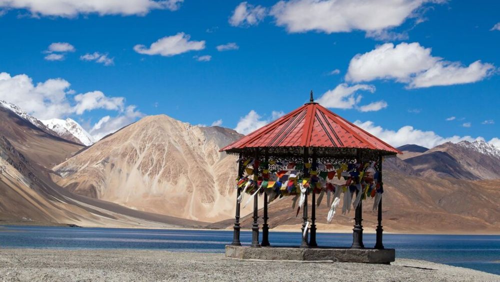 5 Days Ladakh Spiritual Tour: Himalayan Buddhist Odyssey