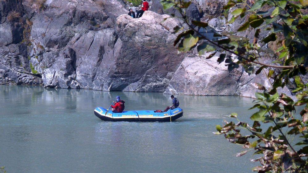 3 Days Shivpuri-Rishikesh Rafting: Ganges Thrill & Yoga Bliss