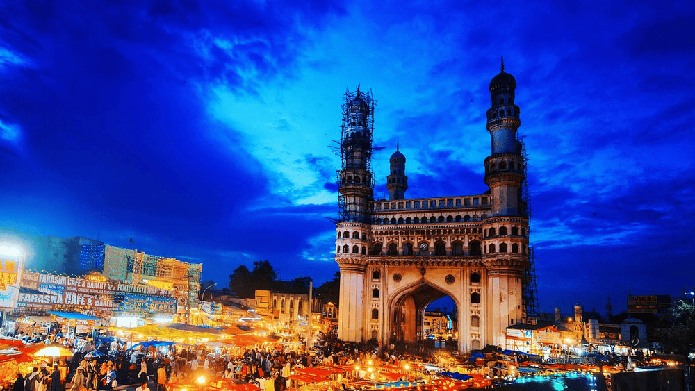 Hyderabad Full-Day Private Tour – Fort, Tombs & Charminar activity
