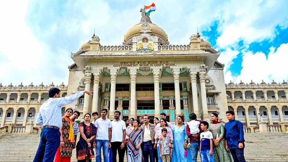 Bengaluru Private City Tour – Temples, Parks & Palaces