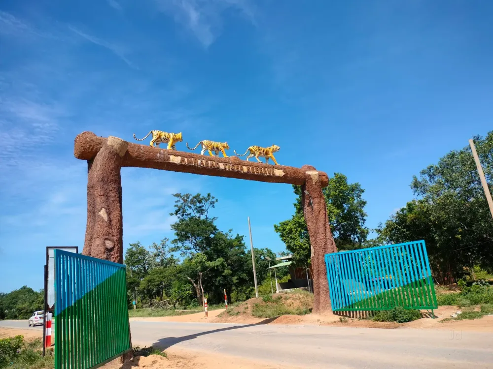 Amrabad Tiger Reserve Tour – Safari, Stay & Fort Trek activity