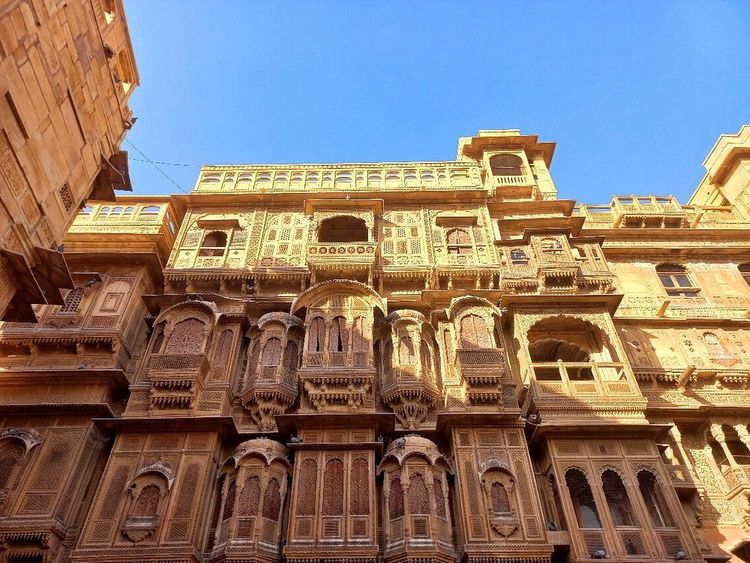 Jaisalmer Heritage Walking Tour – Fort, Havelis & Bazaar