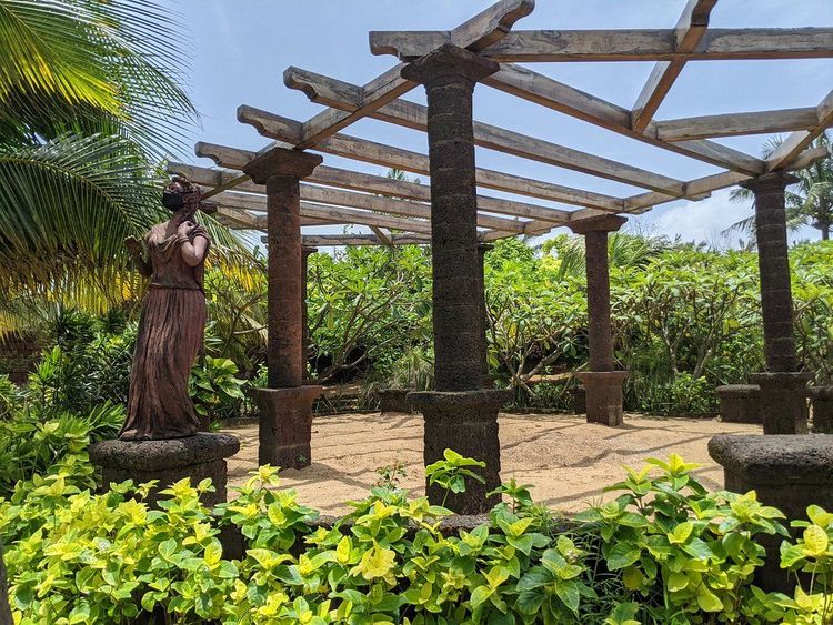 Goan seafood, rice and fresh drinks served at Pousada by the Beach Goa