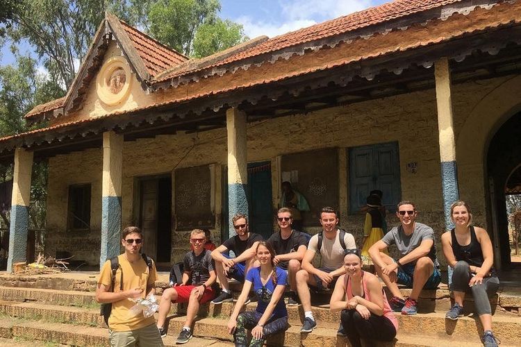 Nandi Hills Cycling Tour – Villages, Temple & Pottery