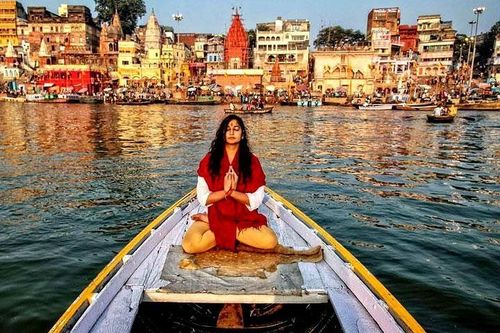 Varanasi Sunrise Boat Tour – 4 Historic Ghats at Dawn activity