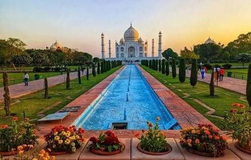 Best Taj Mahal Tour from Delhi – Private Car & Guide