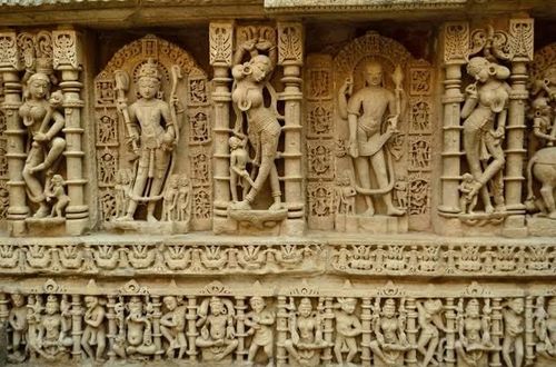 Patan Modhera Tour from Ahmedabad – Stepwell & Sun Temple