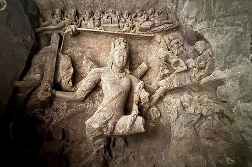 Mumbai Heritage Walk & Elephanta Caves – 6-Hour Tour