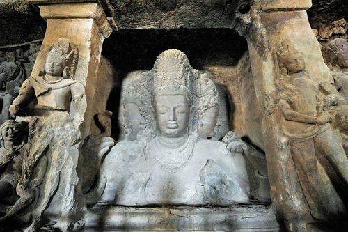 Small group exploring Elephanta Caves with a Hindi Marathi or English guide